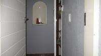 Main Bedroom - 22 square meters of property in Kloofendal