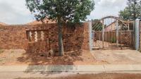 Front View of property in Soshanguve