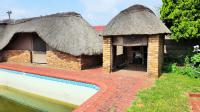 Swimming Pool of property in Tasbetpark
