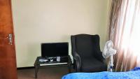 Bed Room 1 of property in Tasbetpark