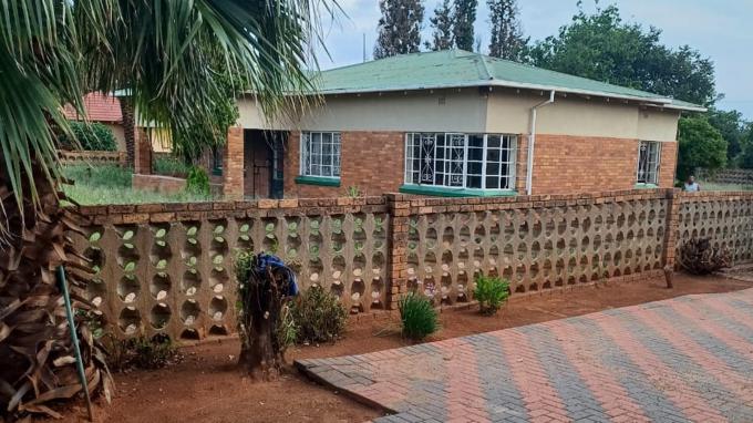 SA Home Loans Sale in Execution 2 Bedroom House for Sale in Orkney - MR613229