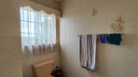 Main Bathroom - 11 square meters of property in Sharon Park