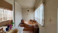 Main Bathroom - 11 square meters of property in Sharon Park