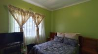 Bed Room 2 - 18 square meters of property in Selection park