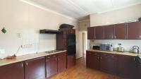 Kitchen - 20 square meters of property in Selection park