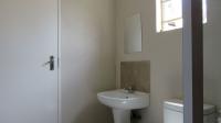 Main Bathroom of property in Watervalspruit