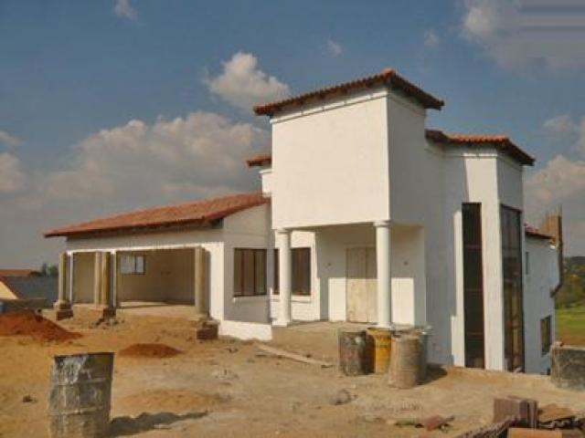 4 Bedroom House for Sale For Sale in Krugersdorp - Private Sale - MR61340