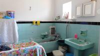 Bathroom 1 - 9 square meters of property in Sea View 