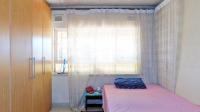 Bed Room 1 - 13 square meters of property in Shallcross 