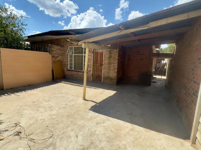 3 Bedroom House for Sale For Sale in Turffontein - MR613895