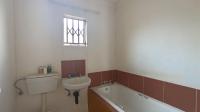 Bathroom 1 - 4 square meters of property in Windmill Park