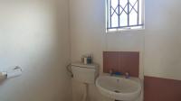 Bathroom 1 - 4 square meters of property in Windmill Park