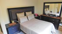 Main Bedroom - 13 square meters of property in Montclair (Dbn)