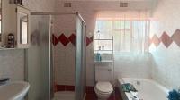 Main Bathroom - 8 square meters of property in Visagiepark