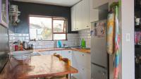 Kitchen - 8 square meters of property in Constantia Kloof