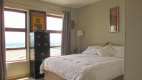 Main Bedroom - 15 square meters of property in Constantia Kloof