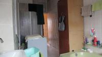 Bathroom 1 - 8 square meters of property in Vlakfontein