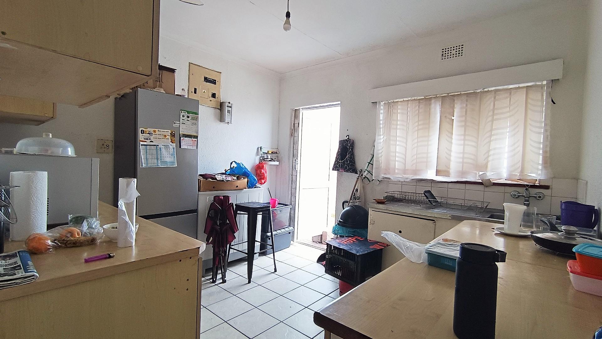 Kitchen - 13 square meters of property in Primrose Park