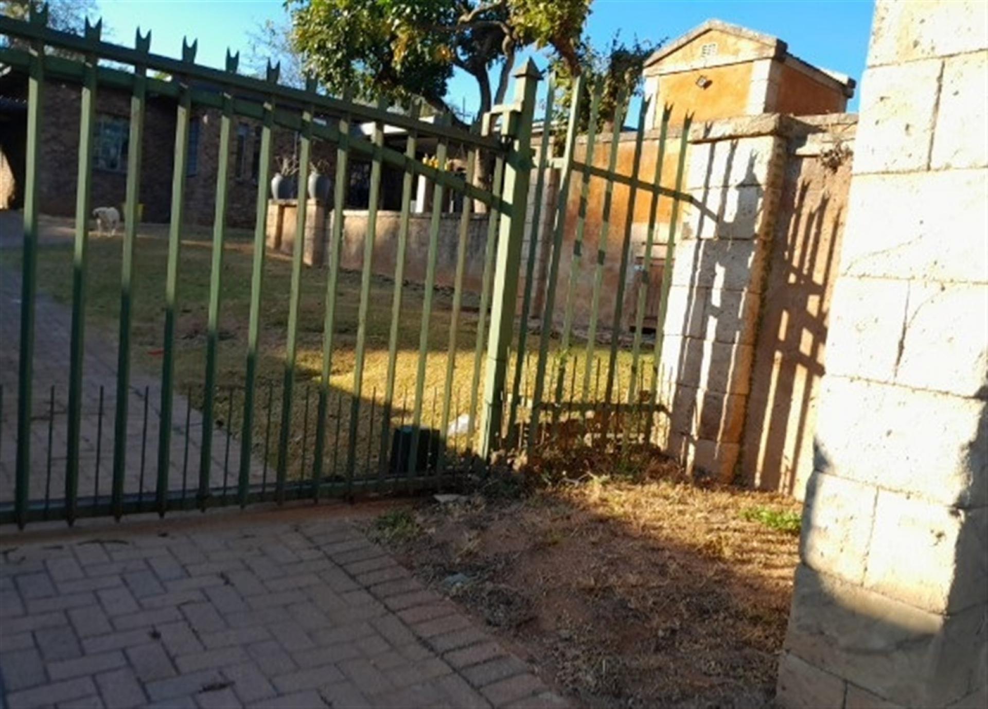 Front View of property in West Acres