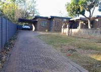 Front View of property in West Acres
