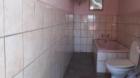 Bathroom 2 of property in Philip Nel Park