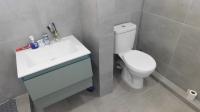 Bathroom 1 - 5 square meters of property in Windermere