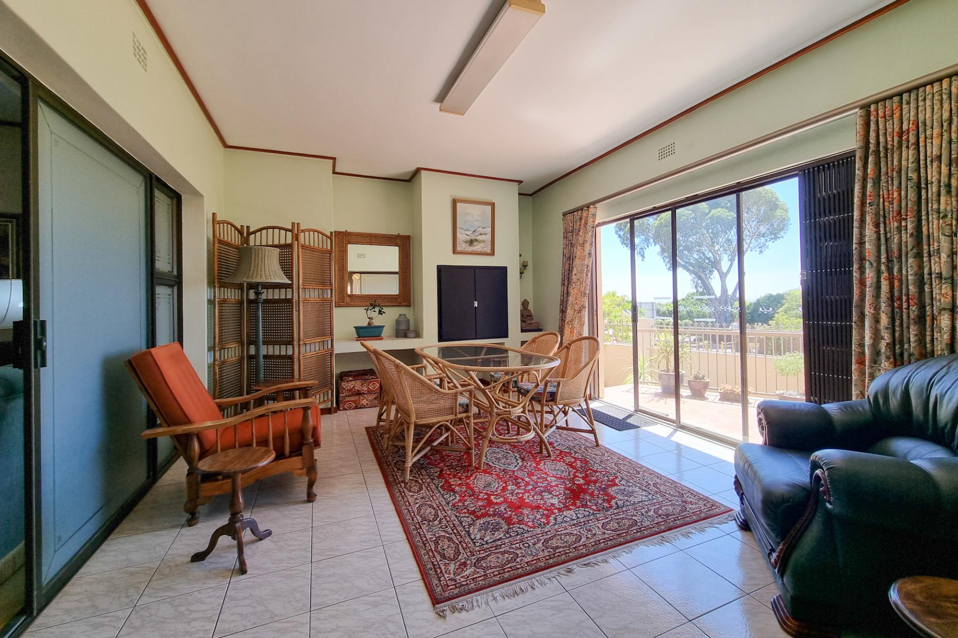 3 Bedroom House for Sale For Sale in Aurora (Durbanville)