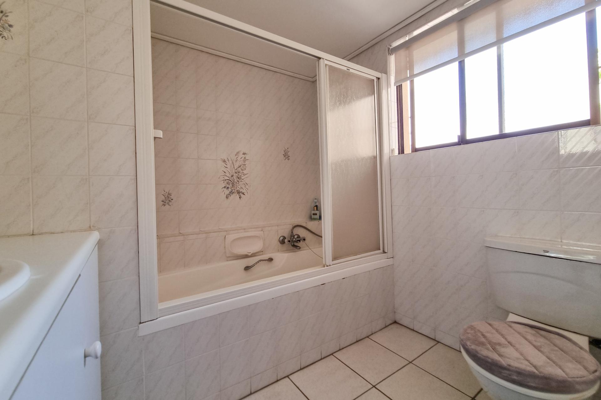 3 Bedroom House for Sale For Sale in Aurora (Durbanville)