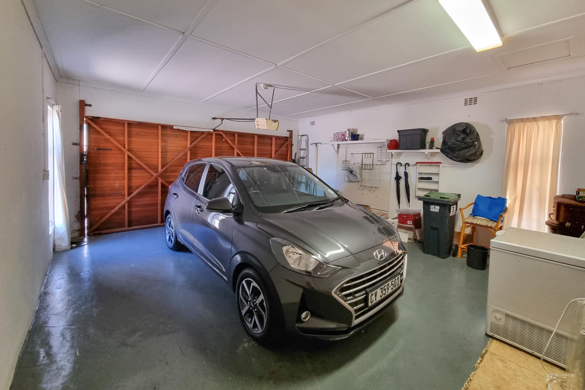 3 Bedroom House for Sale For Sale in Aurora (Durbanville)