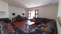 Lounges - 28 square meters of property in Dreyersdal