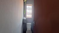 Bathroom 1 - 4 square meters of property in Alliance