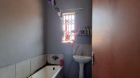 Bathroom 1 - 4 square meters of property in Alliance