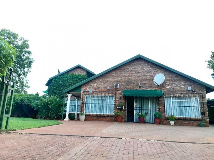 3 Bedroom Freehold Residence for Sale For Sale in Clarina - MR614823