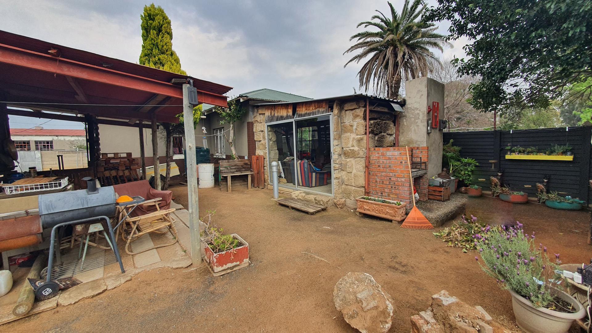 Backyard of property in Hennenman