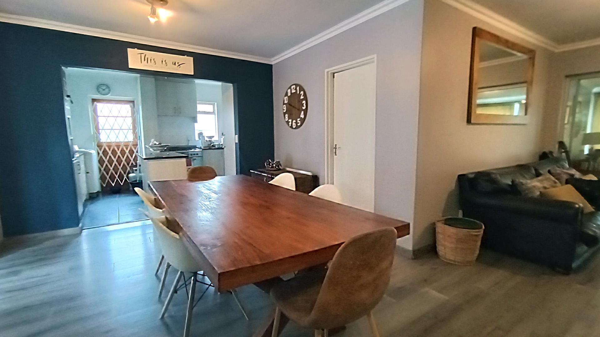 Dining Room - 26 square meters of property in Meyerhof