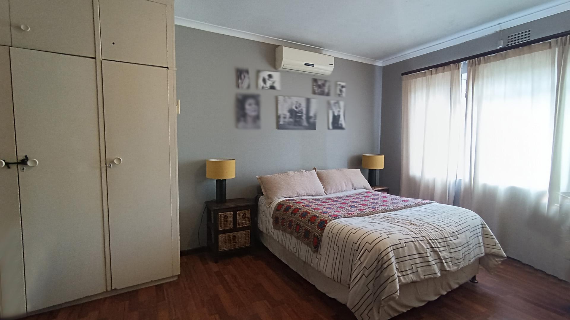 Main Bedroom - 19 square meters of property in Meyerhof