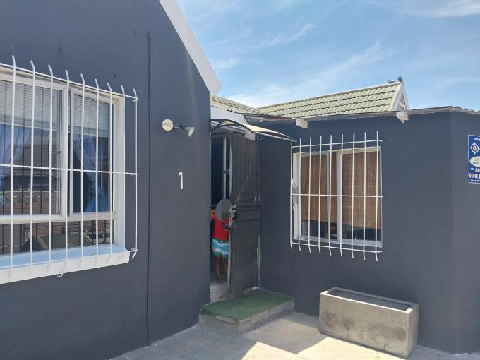 2 Bedroom House for Sale For Sale in Ruyterwacht - MR615038