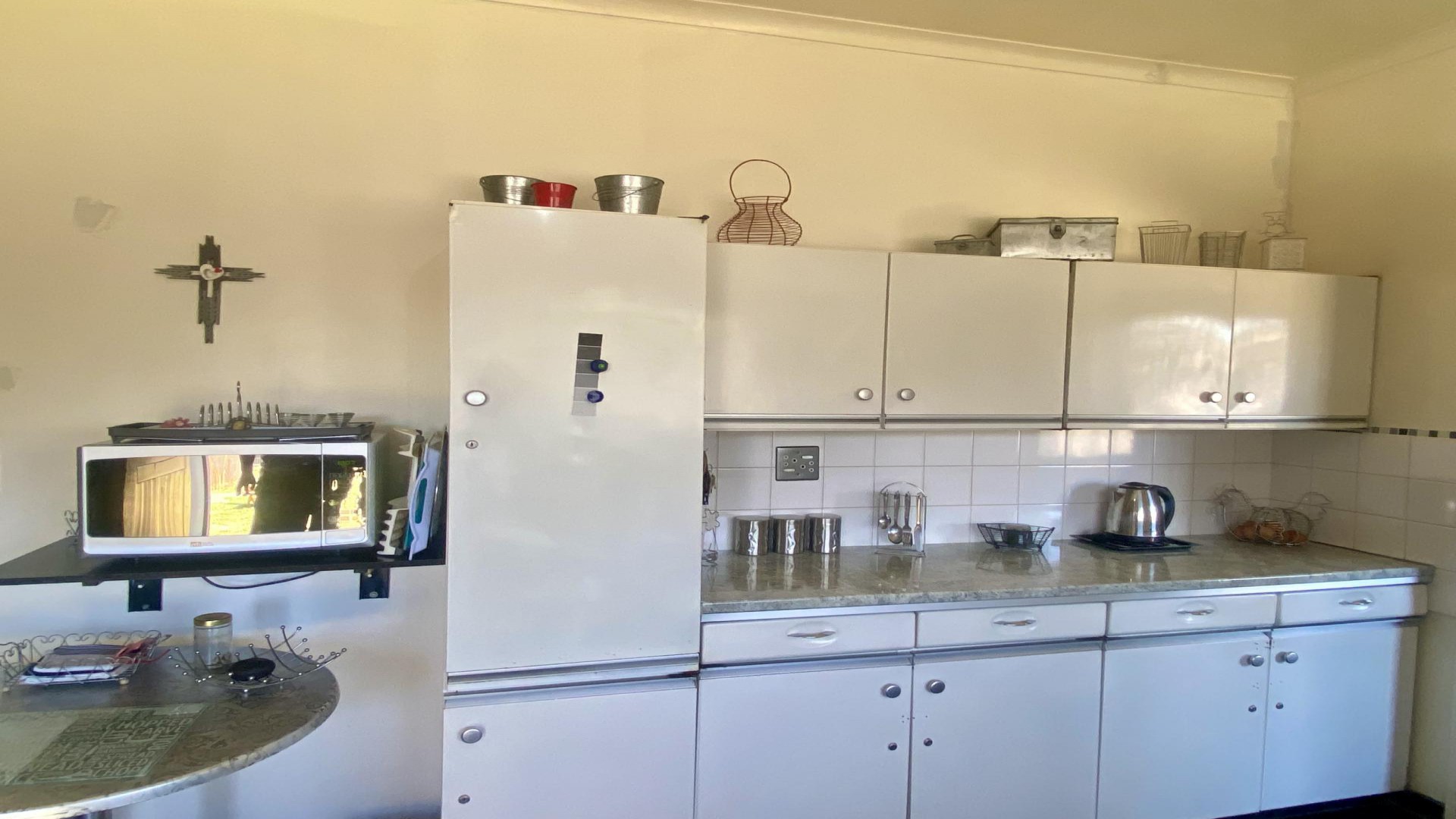 Kitchen of property in Komati