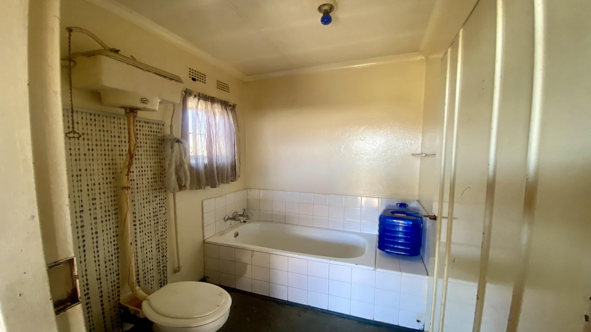 Bathroom 3+ of property in Komati