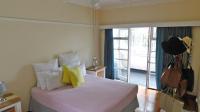 Main Bedroom - 18 square meters of property in Bulwer (Dbn)