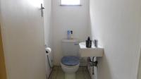 Guest Toilet - 2 square meters of property in Bulwer (Dbn)