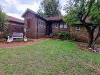 2 Bedroom 1 Bathroom House for Sale for sale in Dennesig