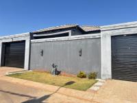 Front View of property in Lehae
