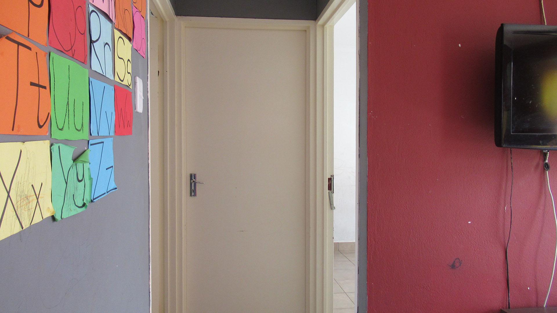 Spaces - 1 square meters of property in Savanna City