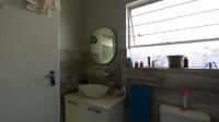 Main Bathroom - 5 square meters of property in Bromhof