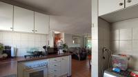 Kitchen - 10 square meters of property in Bromhof