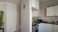Kitchen - 10 square meters of property in Bromhof