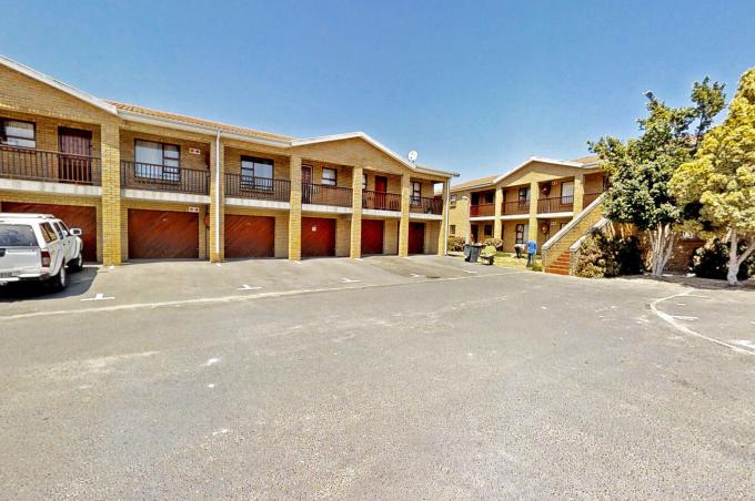 2 Bedroom Apartment for Sale For Sale in Paarl - MR615153