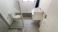 Bathroom 1 - 7 square meters of property in Kraaifontein