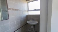 Main Bathroom - 4 square meters of property in Capricorn